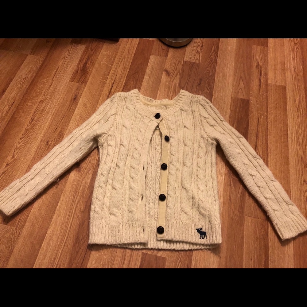 Abercrombie & Fitch Sweater
